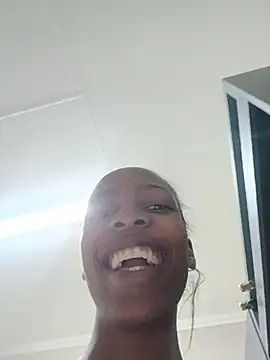 MsParisSmith online show from 4, 6, 2026