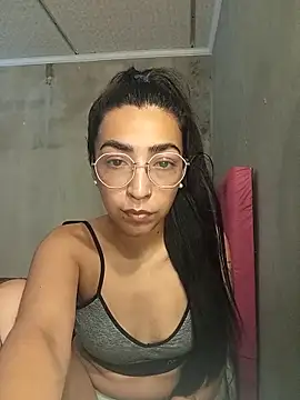 Yani-14 online show from 4, 12, 2025