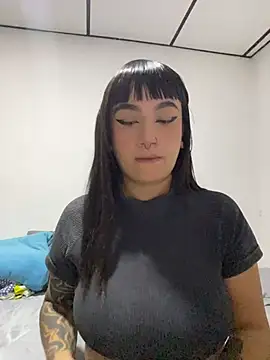 Alana Arang online show from 27, 11, 2025