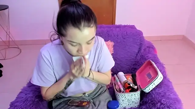 Honney 19 online show from 9, 1, 2026