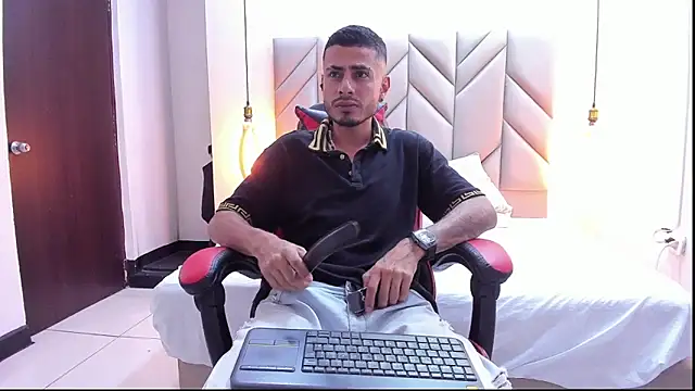 MatthewCullen online show from 8, 1, 2026