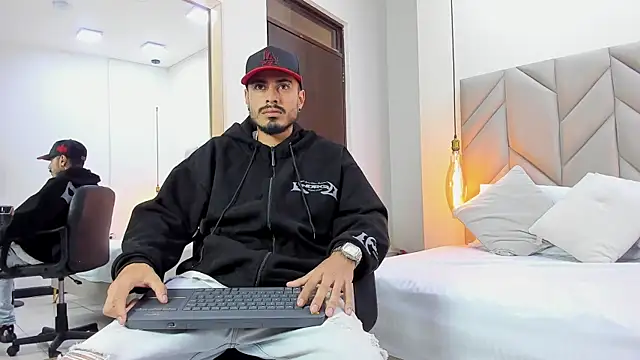 MatthewCullen online show from 18, 4, 2026