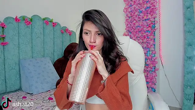 Ash 20  online show from 25, 3, 2026