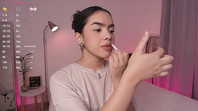 fluffycurls online show from 15, 2, 2026