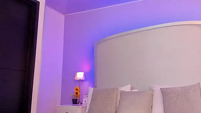 Snapshot of salome_moon_ chatting on 2, 6, 2026 salome moon online show from 2, 6, 2026