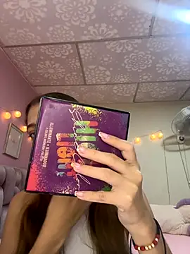 Vanneskk online show from 5, 12, 2025