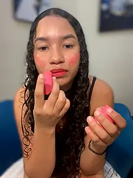 ZoeyFierce online show from 8, 5, 2026