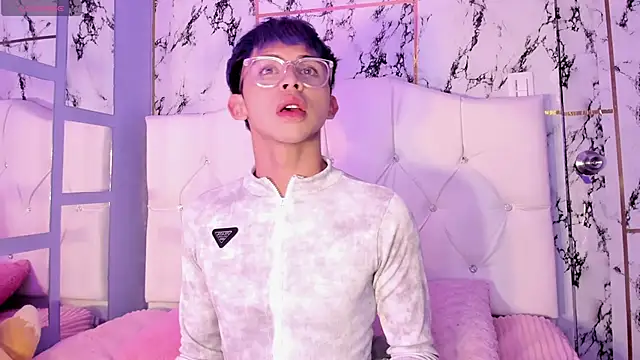 Prince Apolo online show from 2, 12, 2025