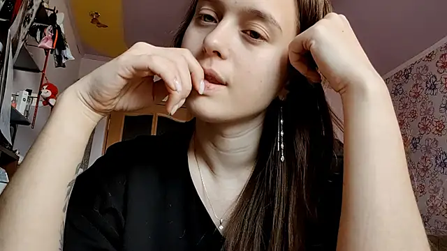 SophieHazely online show from 2, 12, 2025