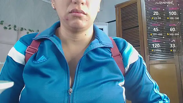 KaylaVonn online show from 17, 12, 2025