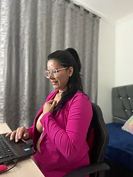 CATHA EF online show from 17, 12, 2025