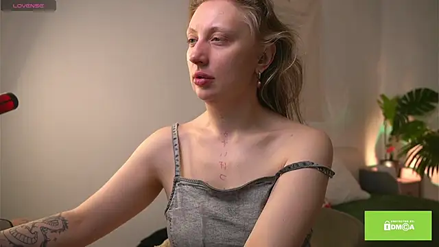 Snapshot of Helga_vibe chatting on 21, 4, 2026 Helga vibe online show from 21, 4, 2026