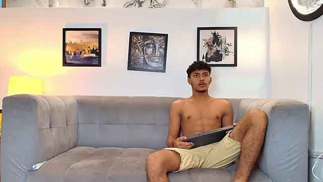 COUPLES BOYS online show from 27, 2, 2026