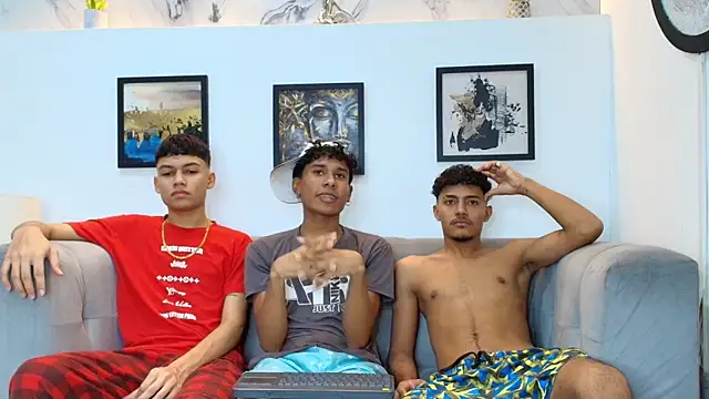 COUPLES BOYS online show from 1, 3, 2026