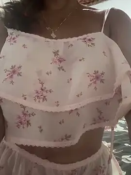 Modeloindigena online show from 27, 11, 2025