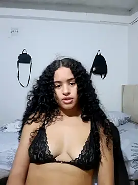 Snapshot of Shelsyhottt chatting on 2, 12, 2025 Shelsyhottt online show from 2, 12, 2025