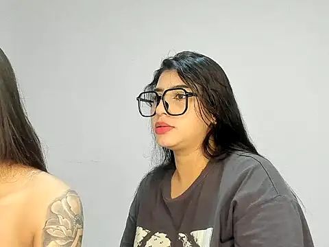 ROUS SWEET  online show from 28, 11, 2025