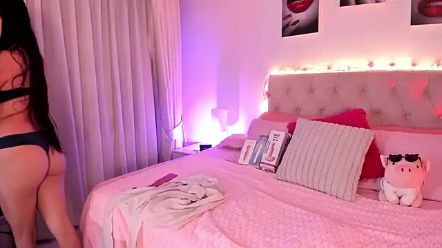 Charlotte rider  online show from 19, 12, 2025