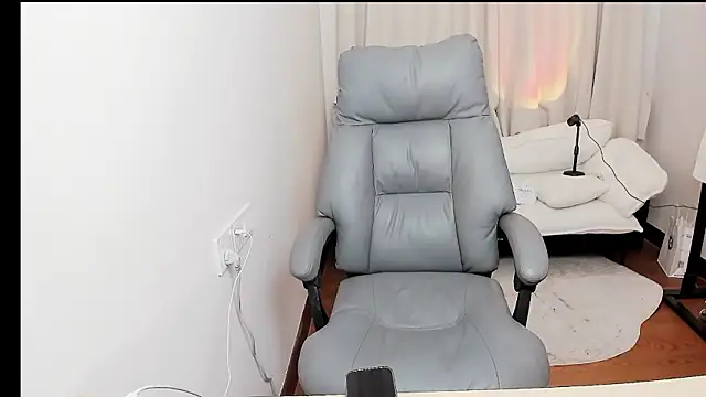 linlinjiang33 online show from 8, 1, 2026