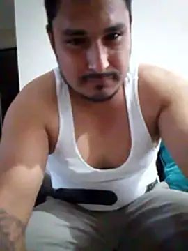 cristian112090 online show from 5, 2, 2026