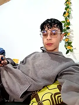 2 milo verus 4 online show from 10, 1, 2026