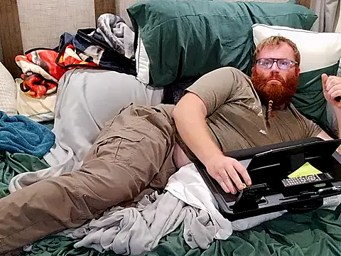 GingerBear3742 online show from 28, 11, 2025