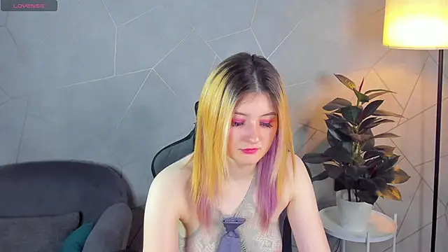 Diana Davis online show from 28, 11, 2025