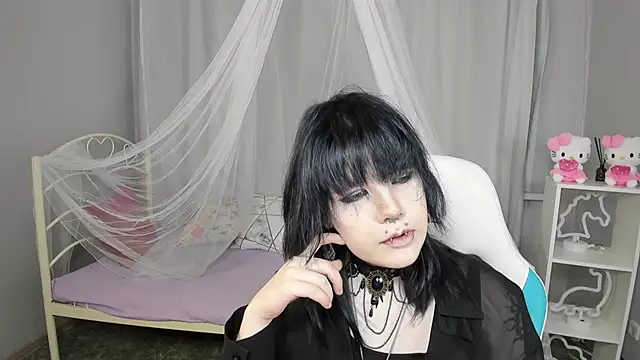 RamonaKlein online show from 30, 11, 2025