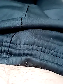 scuter01 online show from 27, 11, 2025