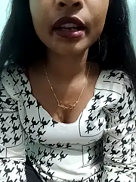 Zoyaa-Zubair online show from 12, 3, 2026