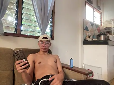 asiantwink0000 online show from 10, 2, 2026