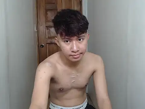 asiantwink0000 online show from 13, 1, 2026