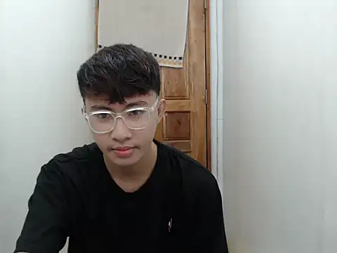 asiantwink0000 online show from 18, 12, 2025