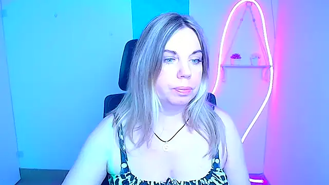 Amanda Swannn online show from 28, 3, 2026