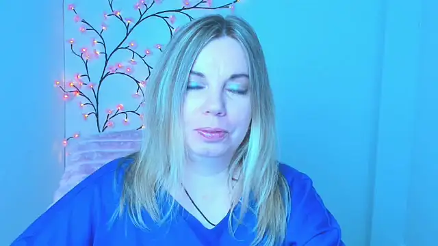 Amanda Swannn online show from 15, 4, 2026