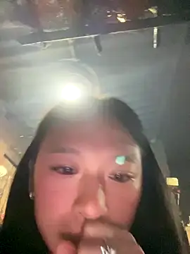 Mayli2x online show from 27, 11, 2025