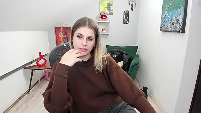 SarahOwenn online show from 13, 1, 2026