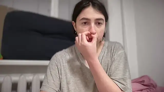 Aphr0ditee online show from 23, 3, 2026