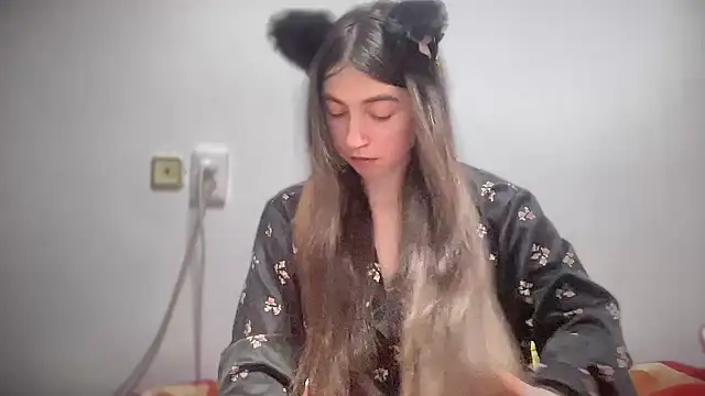 Aphr0ditee online show from 12, 1, 2026