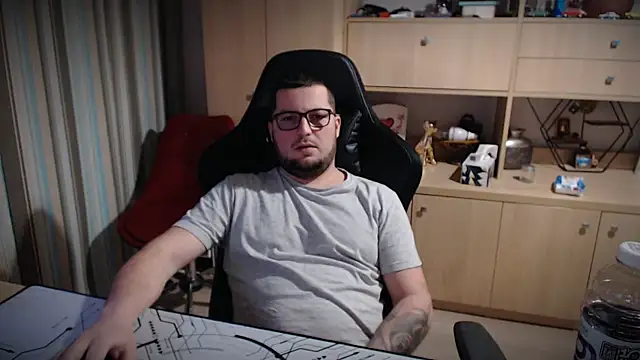 kevinnlovelly online show from 22, 12, 2025