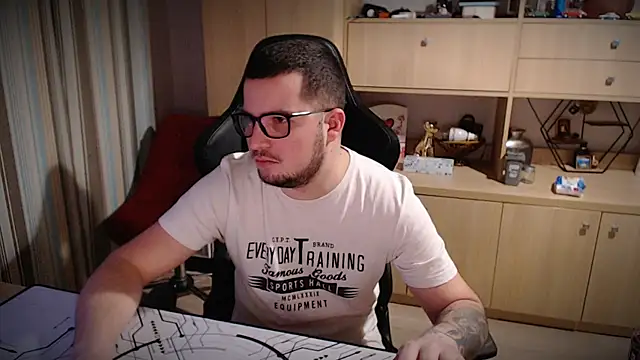 kevinnlovelly online show from 18, 12, 2025