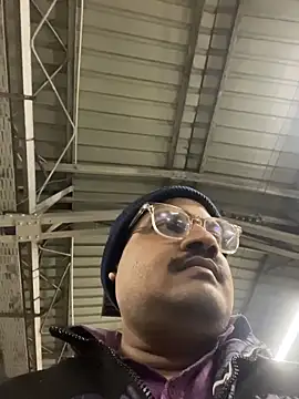 Saxymood1111 online show from 1, 2, 2026