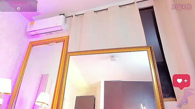 MoliBunny online show from 19, 12, 2025