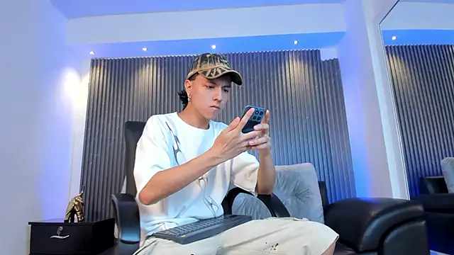 Bastthianxxx online show from 28, 11, 2025