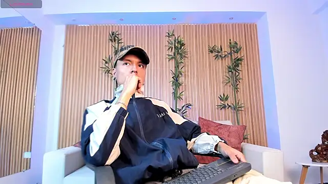 Bastthianxxx online show from 16, 12, 2025