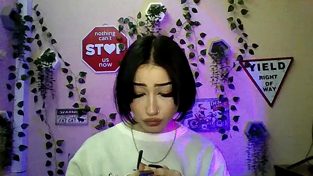 Sweeet Sss online show from 1, 12, 2025