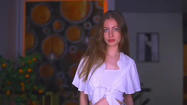 BellaPinneo online show from 30, 11, 2025