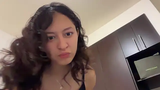 Alicatcua  online show from 9, 2, 2026