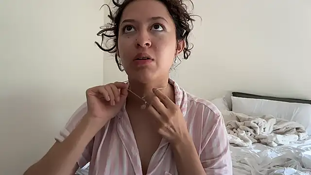 Snapshot of Alicatcua_ chatting on 28, 6, 2026 Alicatcua online show from 28, 6, 2026