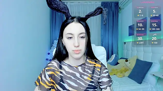 Miss  Linn online show from 12, 1, 2026